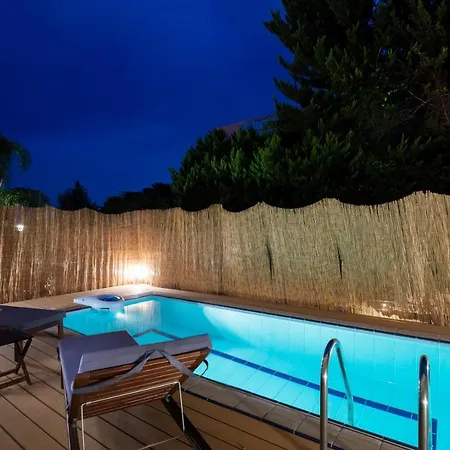 56 Luxury 公寓式酒店 4*