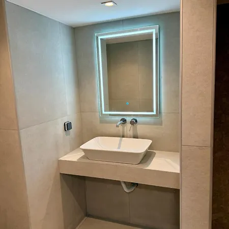 公寓式酒店 56 Luxury 4*