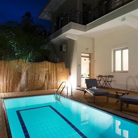 56 Luxury Aparthotel