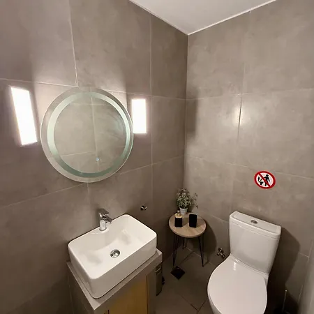 56 Luxury Lägenhetshotell 4*