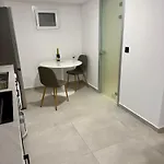 56 Luxury Aparthotel 4*