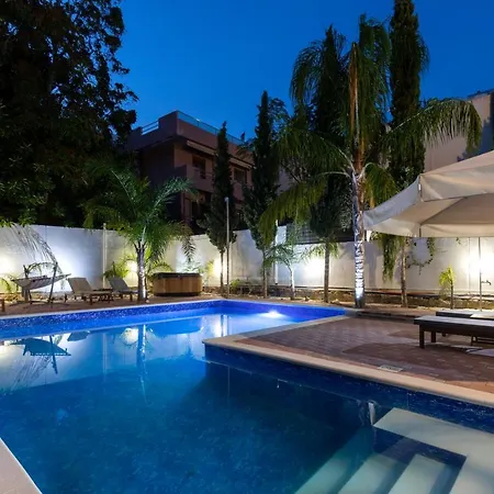 56 Luxury شقة فندقية Rhodes City