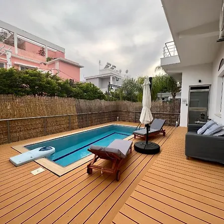 56 Luxury Rhodes City