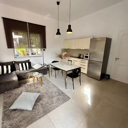 56 Luxury Rhodes City