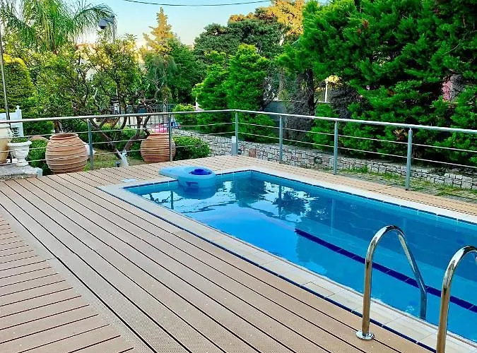 56 Luxury Aparthotel 4*