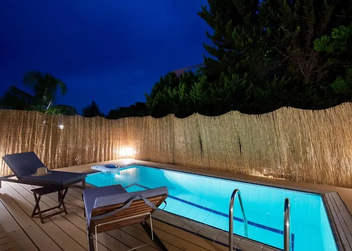 56 Luxury Aparthotel 4*