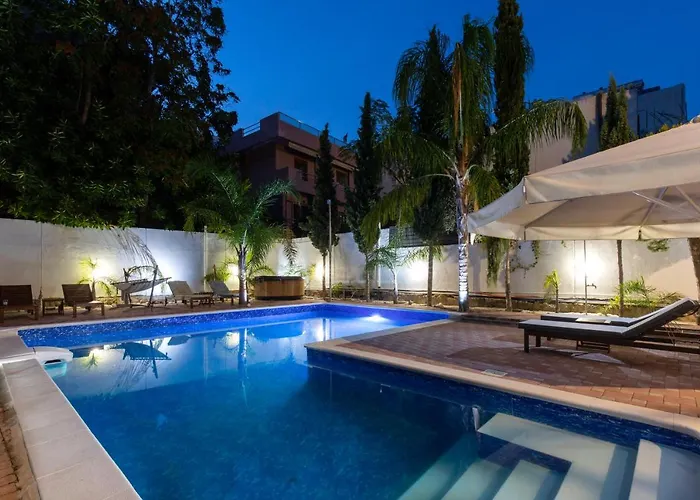 56 Luxury شقة فندقية Rhodes City