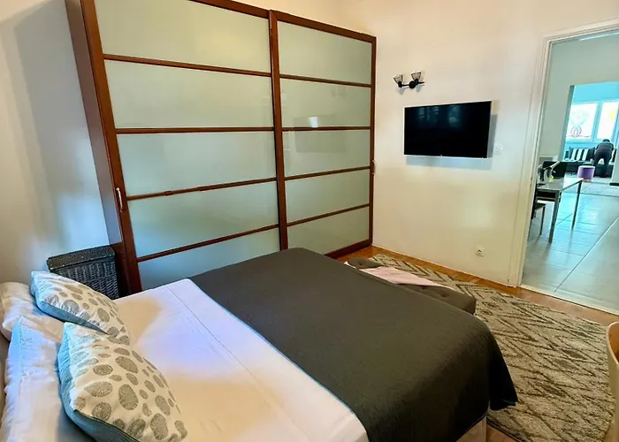 56 Luxury Rhodes City