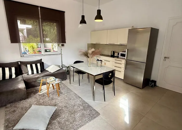 56 Luxury Rhodes City